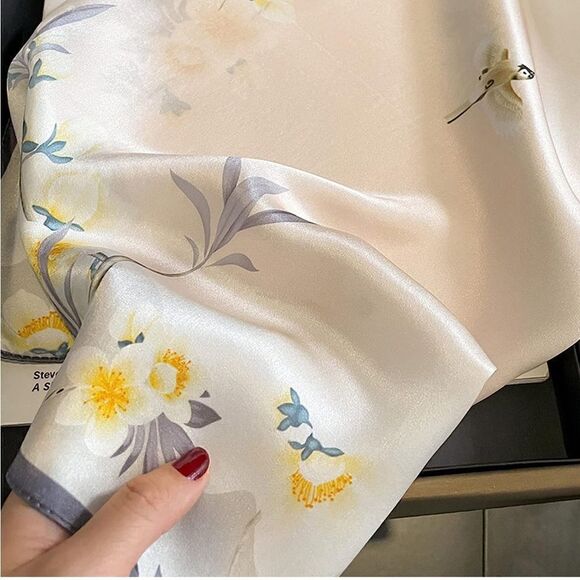 Ivory floral Silk Scarf main image 4